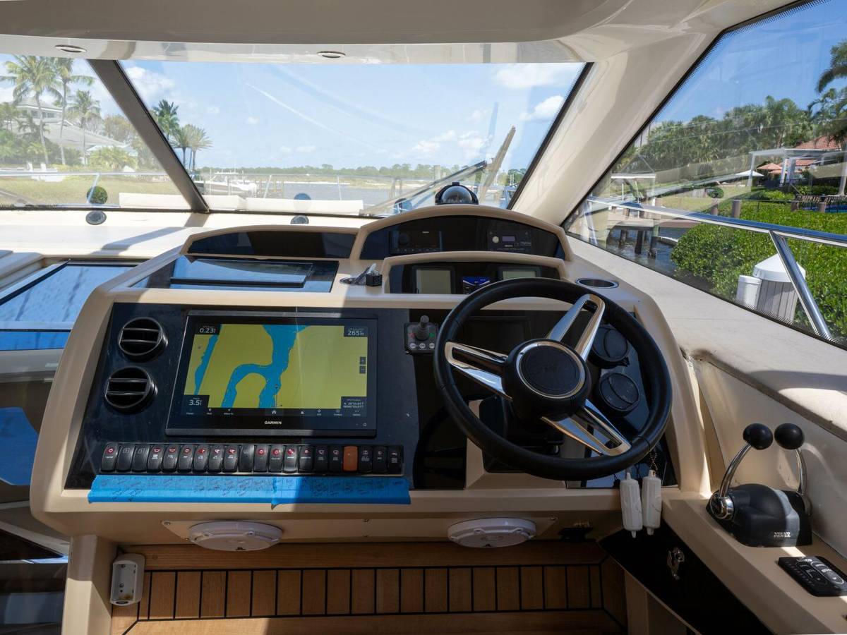 2008 Princess V53 "Road Runner" photo 7