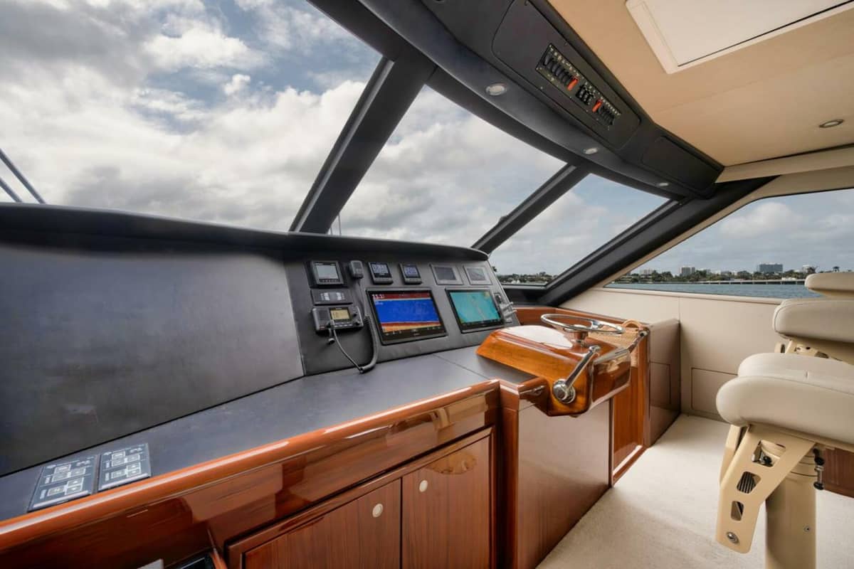 2007 Viking 52 Sport Coupe "Smooth Operator" photo 10