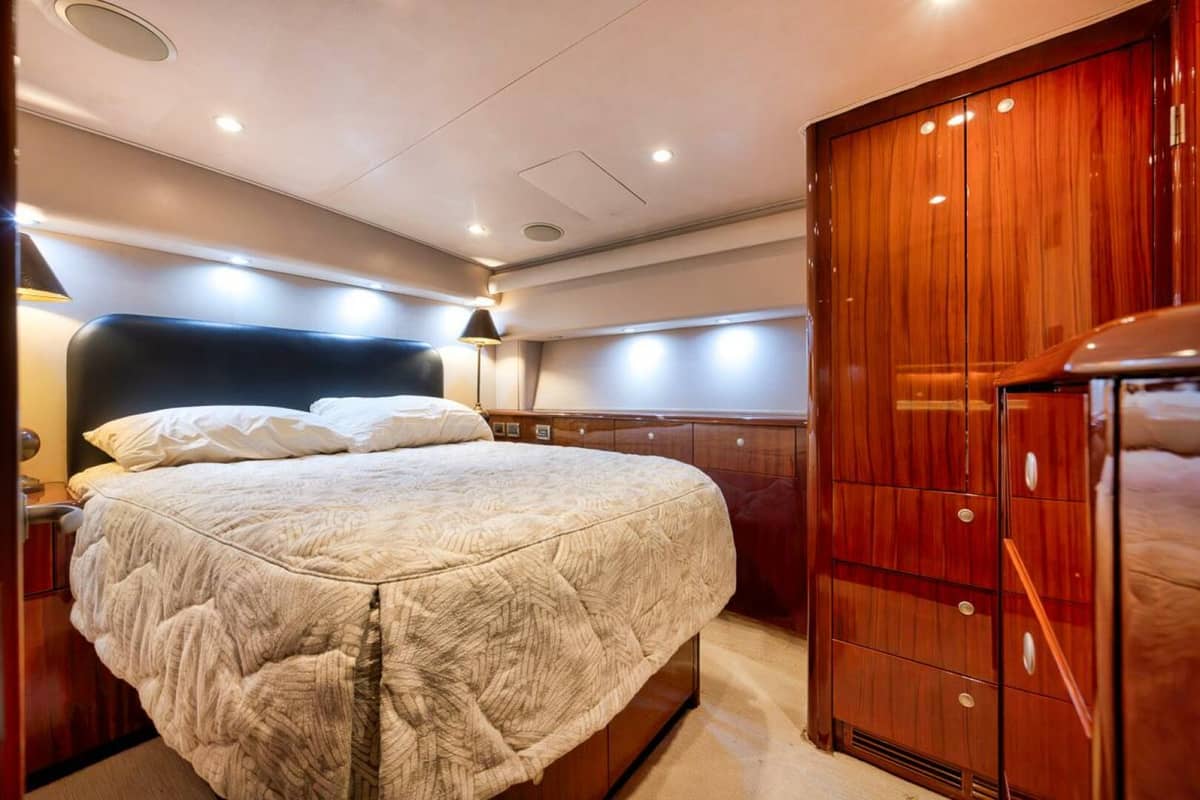 2007 Viking 52 Sport Coupe "Smooth Operator" photo 29