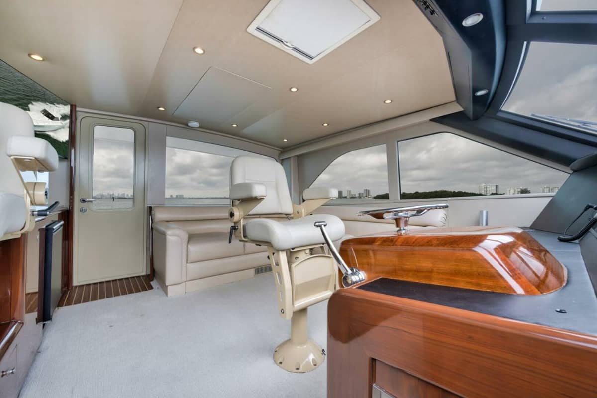 2007 Viking 52 Sport Coupe "Smooth Operator" photo 18