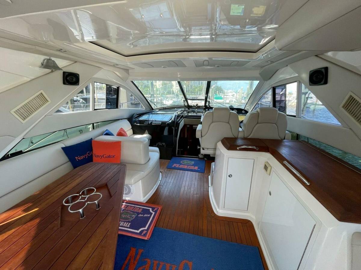 2009 Regal 5260 Sport Coupe "Navygator" photo 6