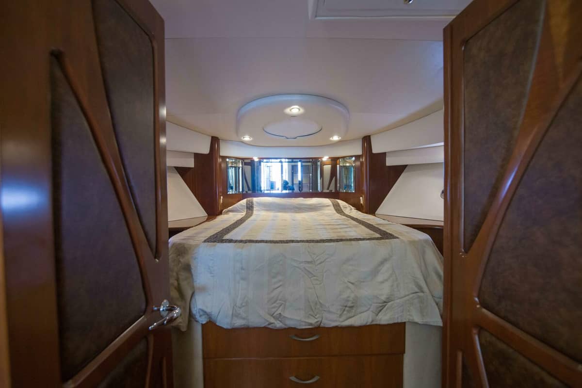 2009 Silverton 52 Ovation "IMMERSED" photo 63