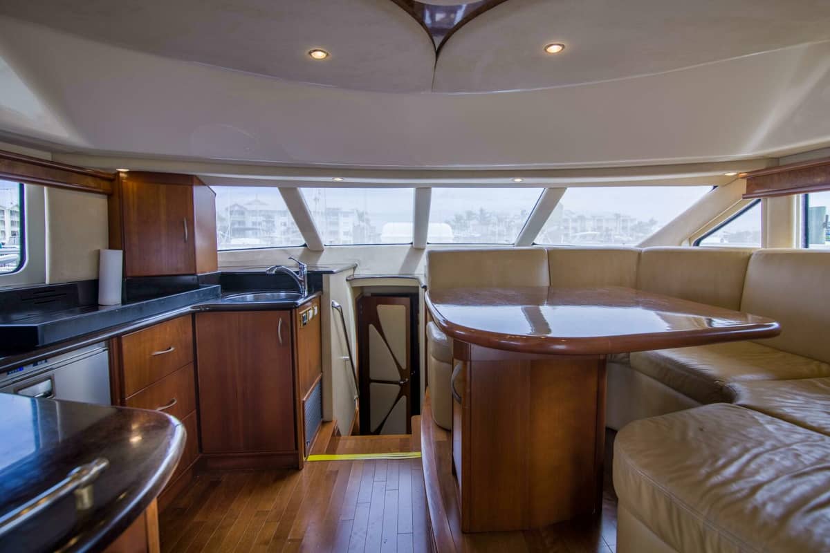 2009 Silverton 52 Ovation "IMMERSED" photo 38