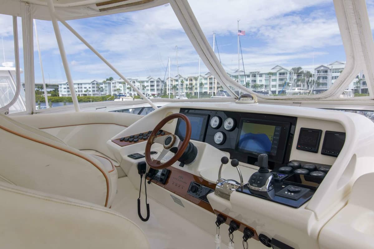 2009 Silverton 52 Ovation "IMMERSED" photo 13