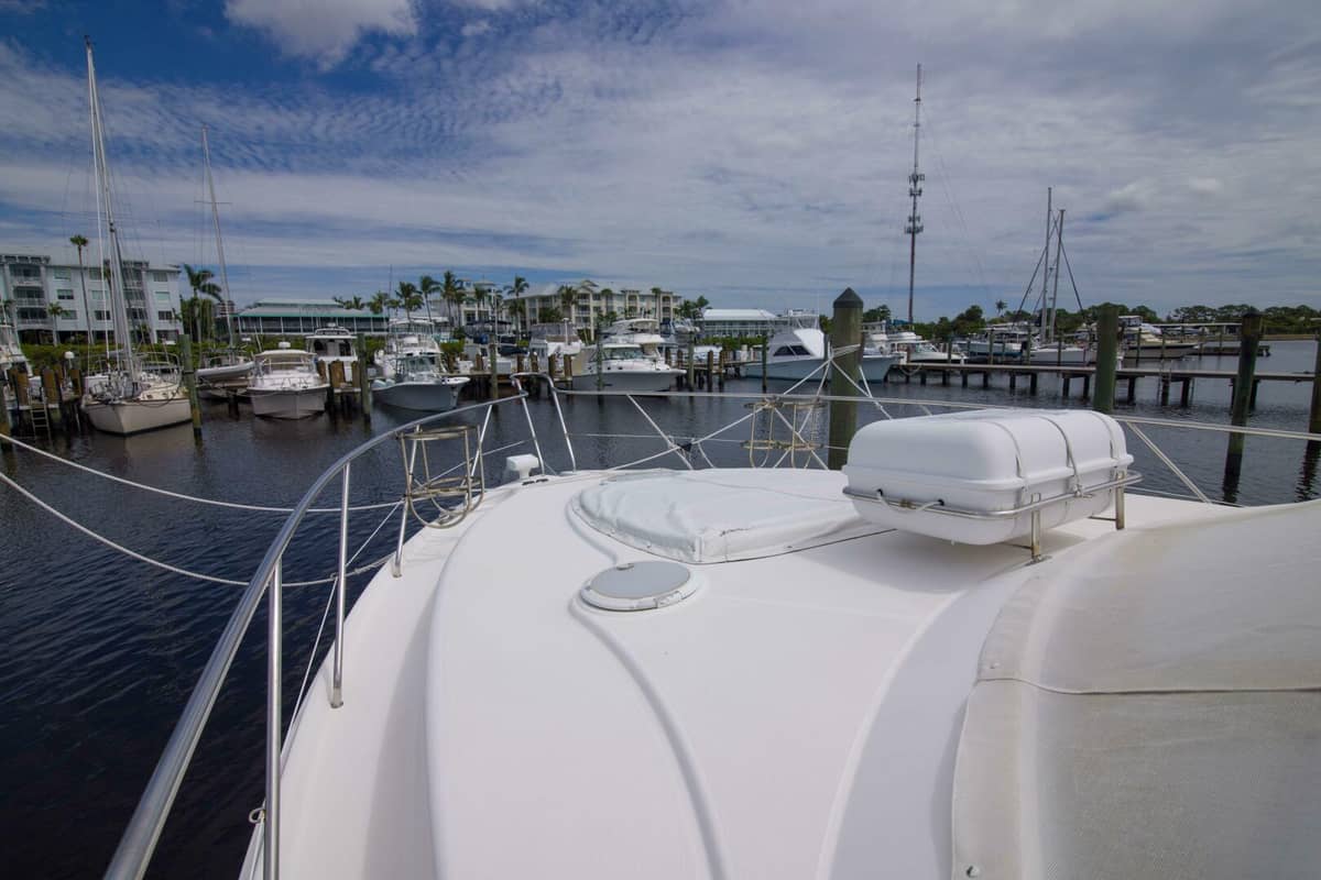 2009 Silverton 52 Ovation "IMMERSED" photo 29