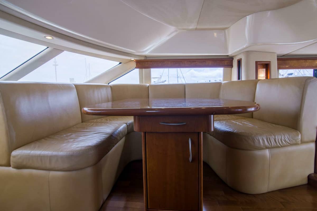 2009 Silverton 52 Ovation "IMMERSED" photo 39