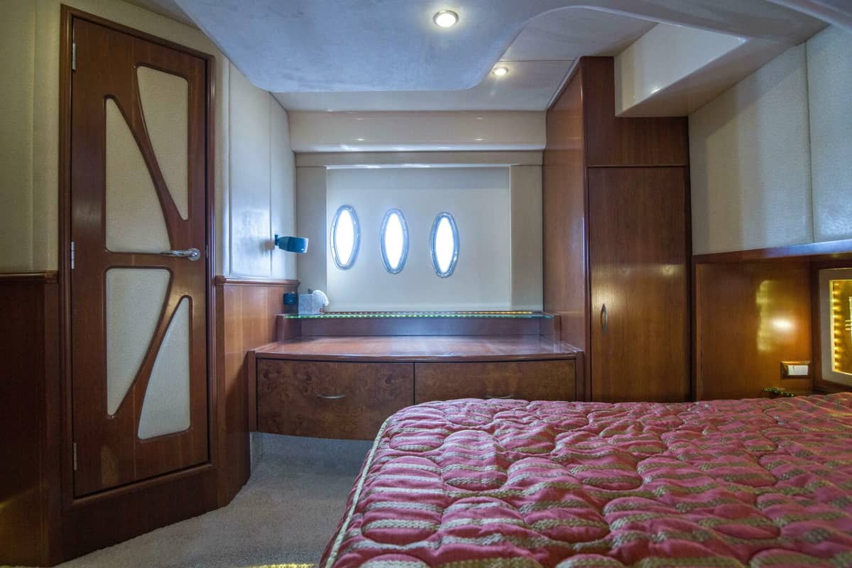 2009 Silverton 52 Ovation "IMMERSED" photo 54