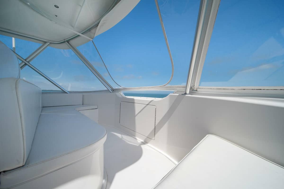 2006 Viking 52 Convertible "WHITE PEARL" photo 33