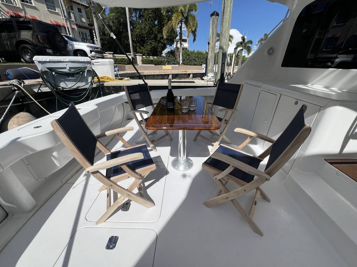 2003 Viking 52 Convertible "LET IT RAIN" photo 13