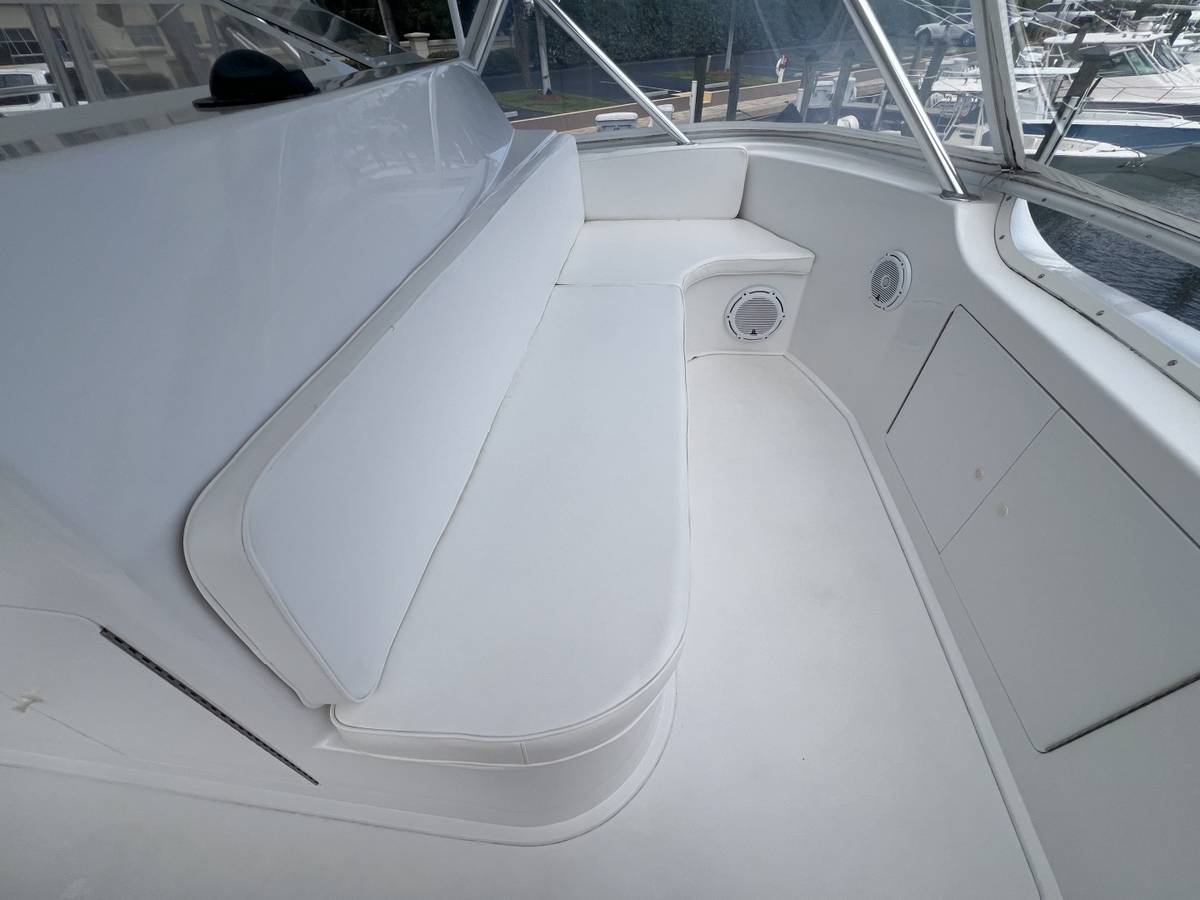 2003 Viking 52 Convertible "LET IT RAIN" photo 18