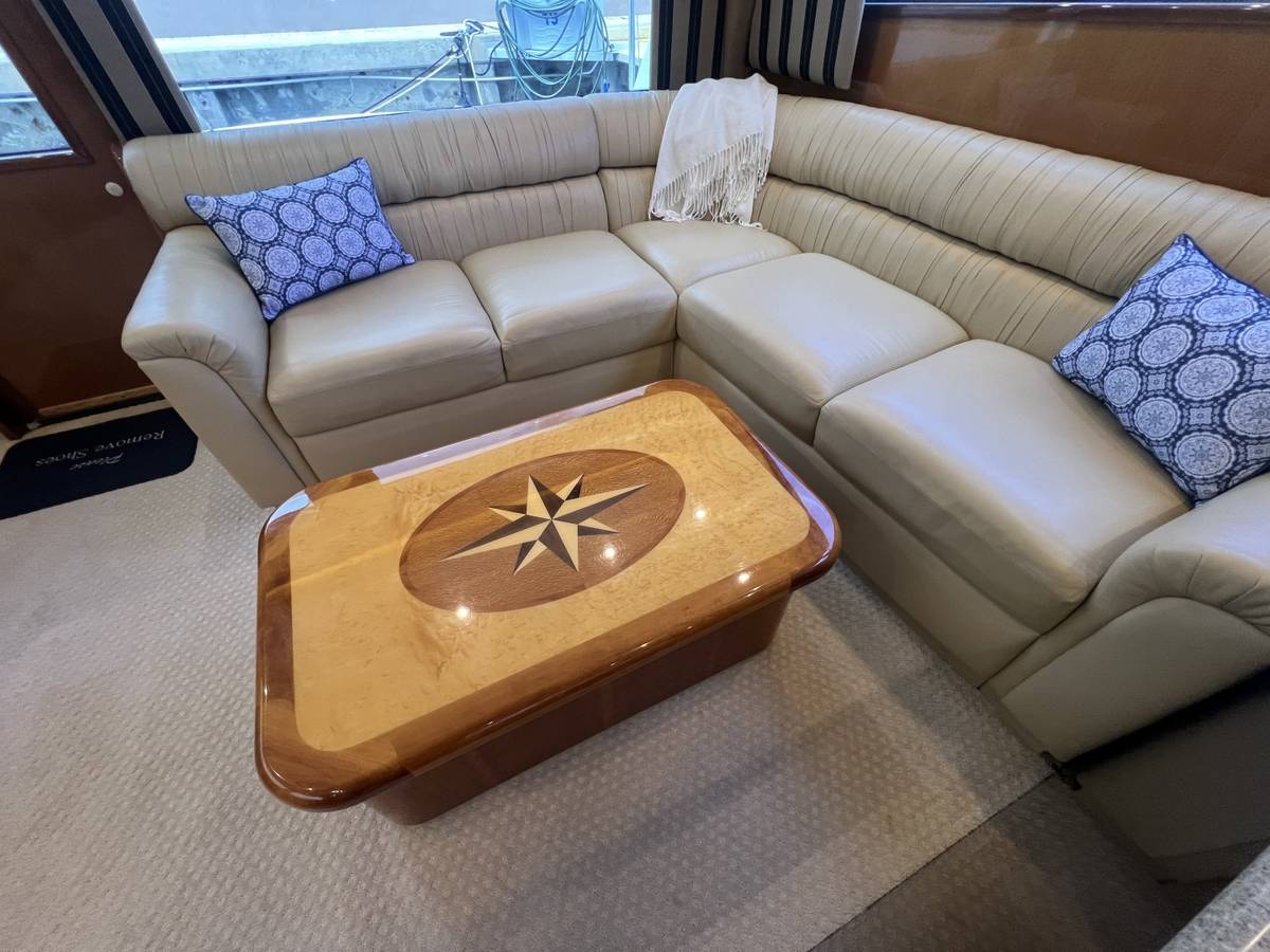 2003 Viking 52 Convertible "LET IT RAIN" photo 23