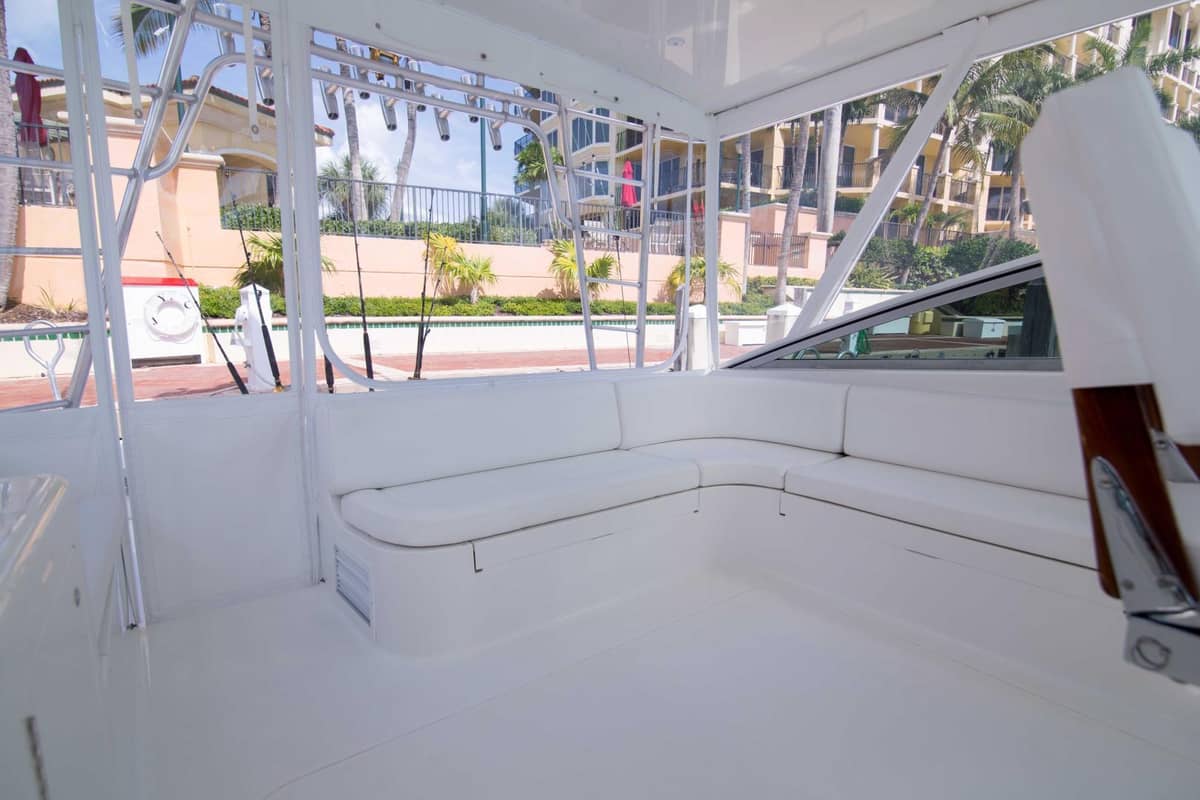 2001 Viking 50 Express "Tiger Six" photo 39