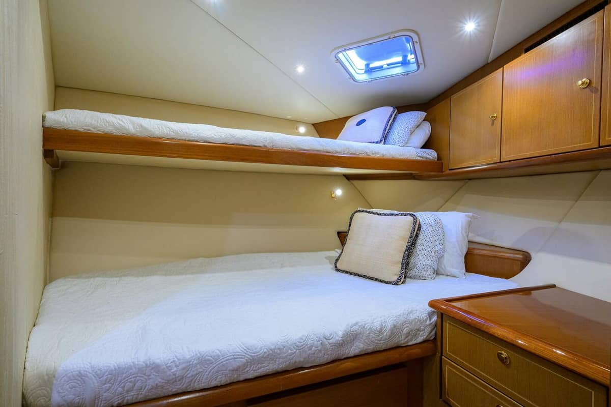 2004 Ocean Yachts 50 Super Sport "SUMMEREBEL" photo 11