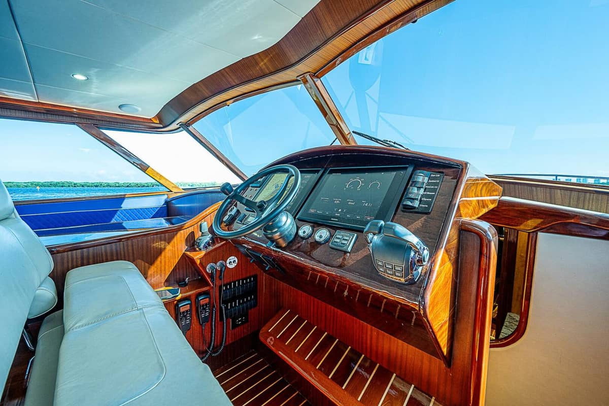 2022 Maverick 50 Sport Yacht photo 8