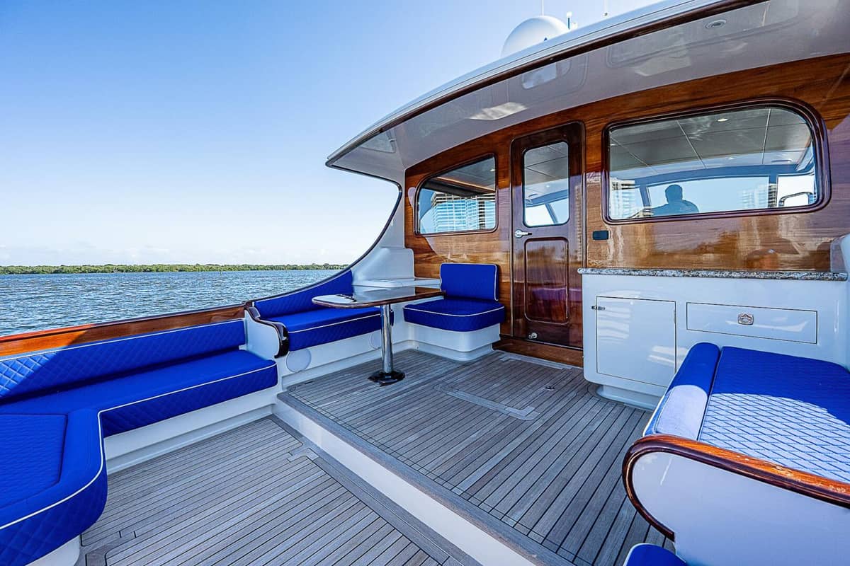2022 Maverick 50 Sport Yacht photo 3
