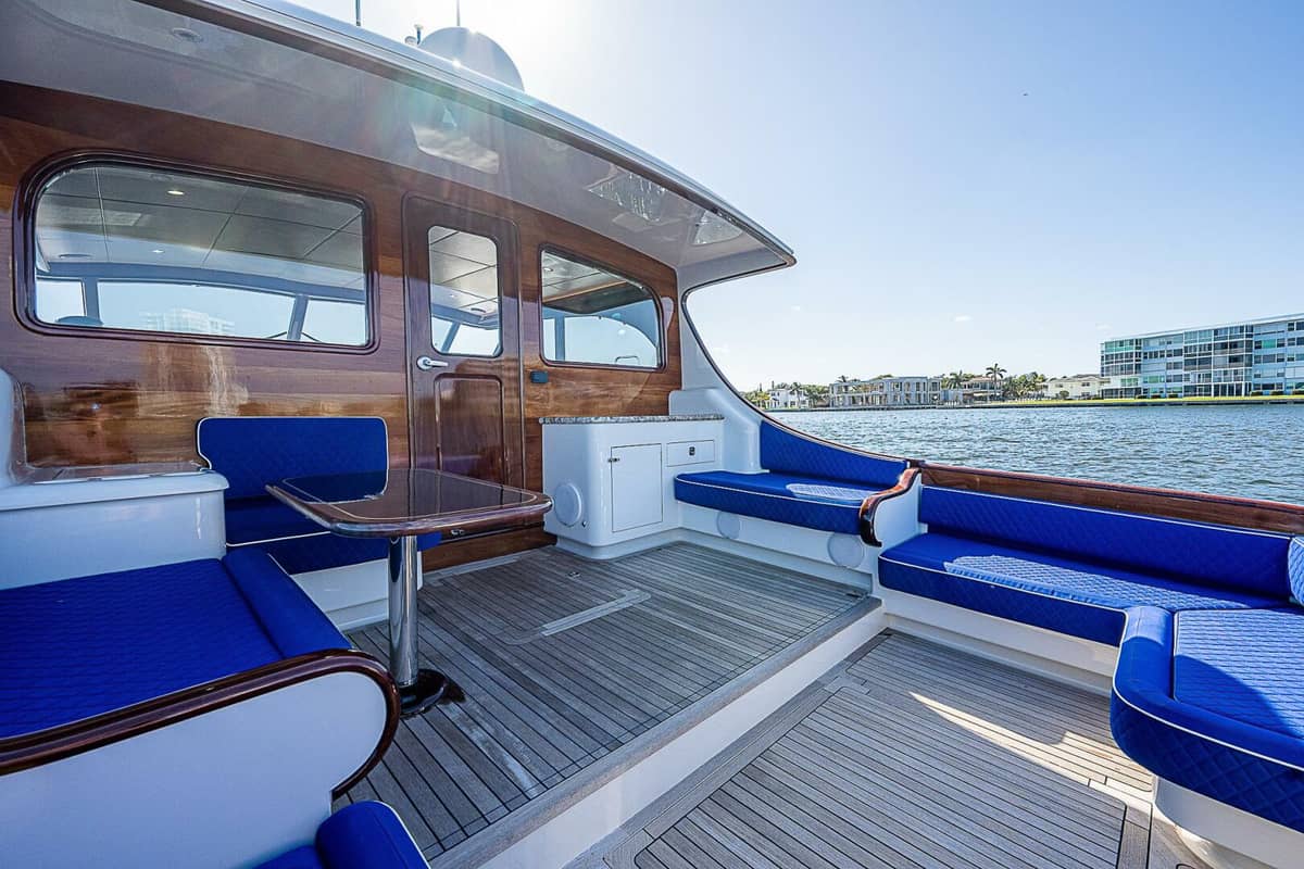 2022 Maverick 50 Sport Yacht photo 4