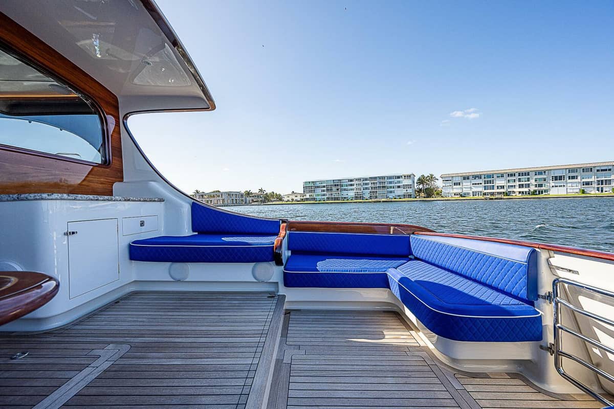 2022 Maverick 50 Sport Yacht photo 5
