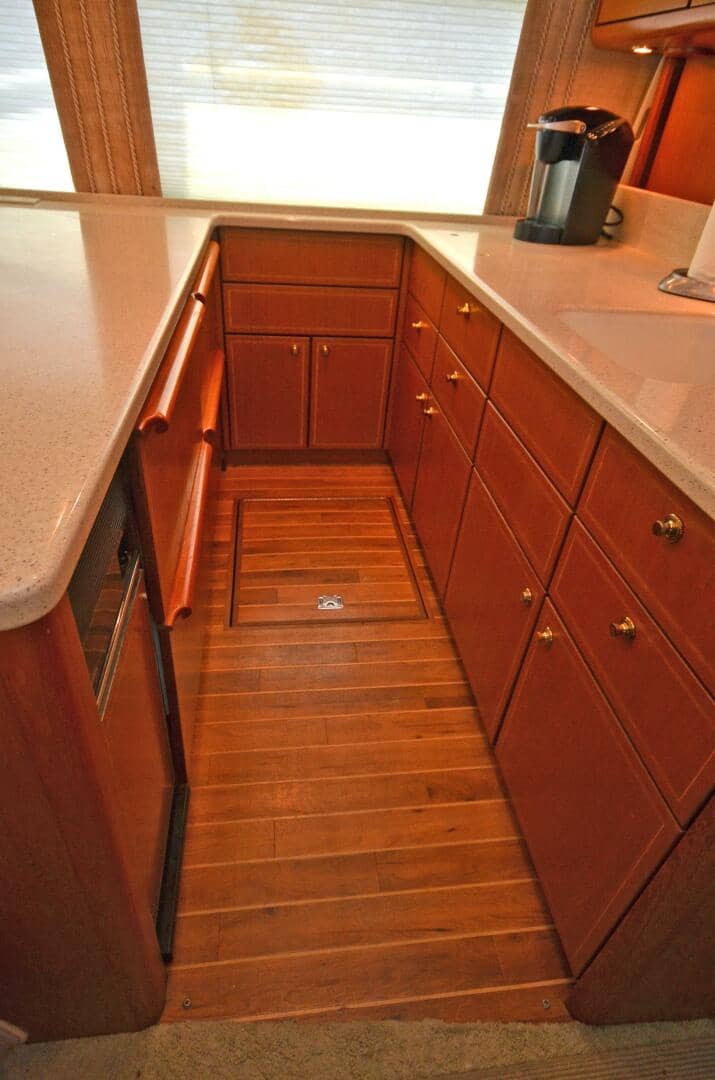 2005 Ocean Yachts 50 Super Sport "GOLD COAST" photo 24