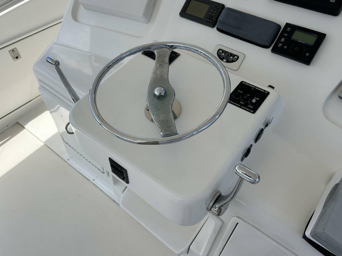 2005 Ocean Yachts 50 Super Sport "GOLD COAST" photo 9