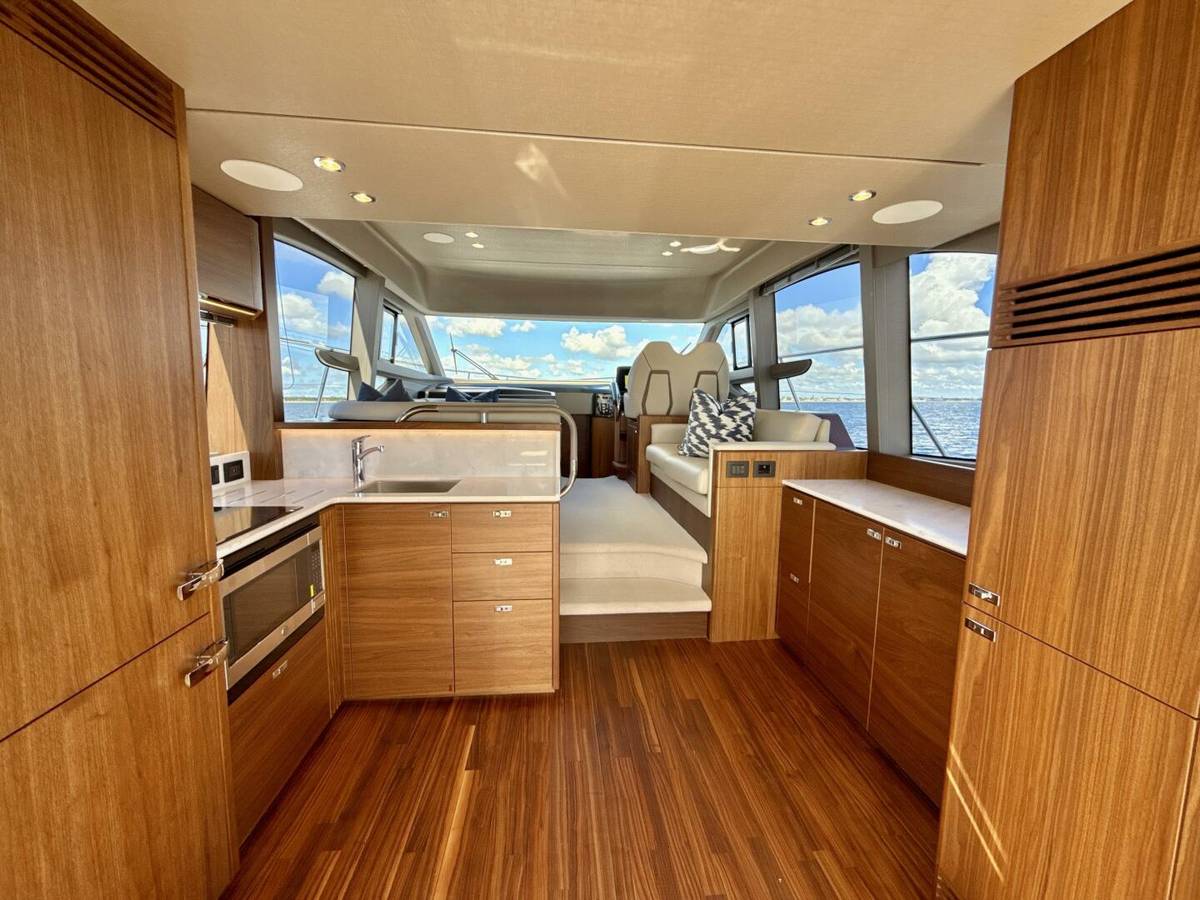 2026 Princess F50 photo 12