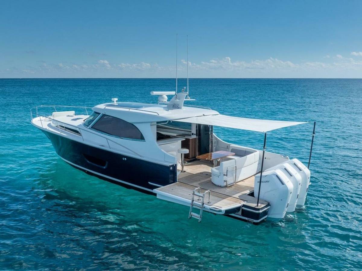 2026 ECLIPSE 505 Shadow "Flag Blue" photo 4
