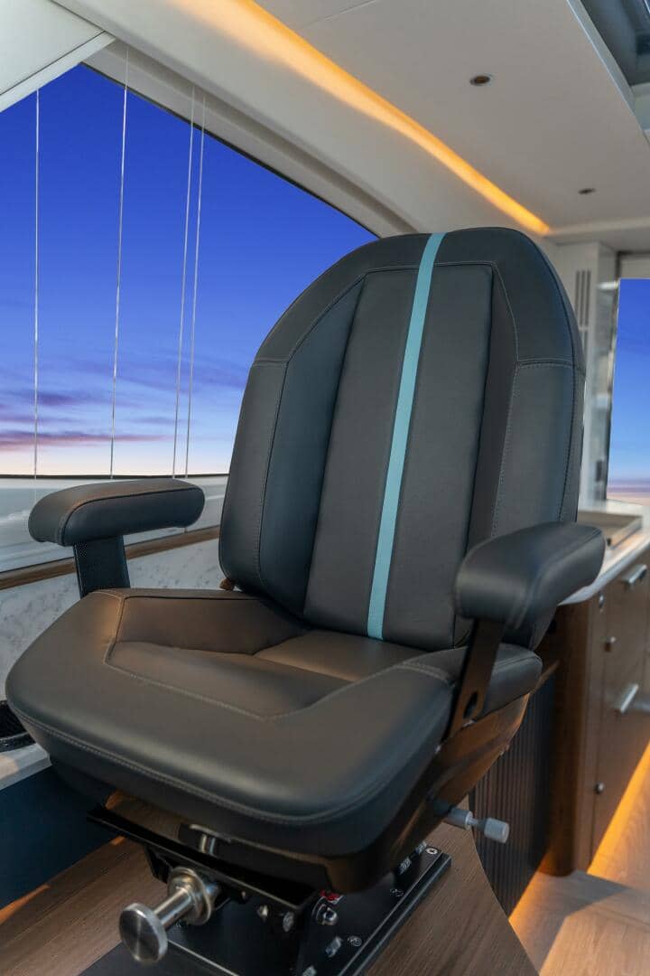 2025 ECLIPSE 505 Shadow "Island Turquoise" photo 8