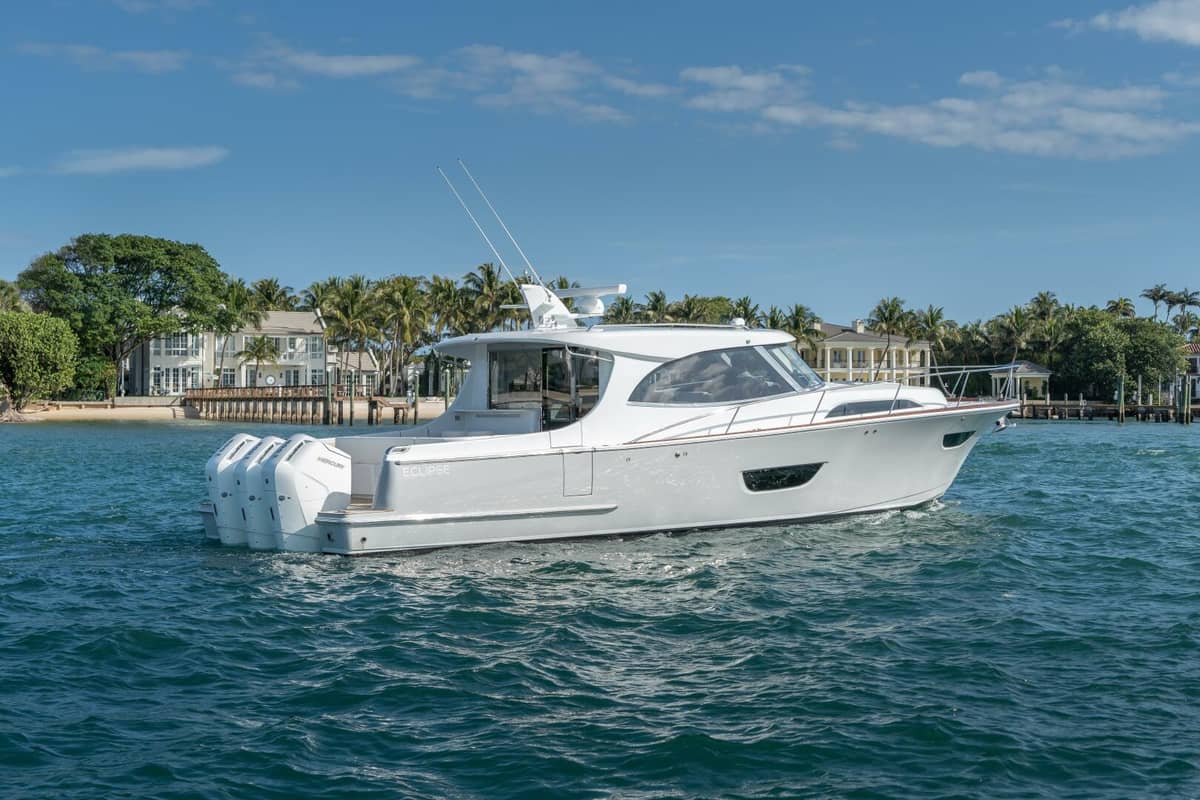 2025 ECLIPSE 505 Shadow "Gray Ghost" photo 23