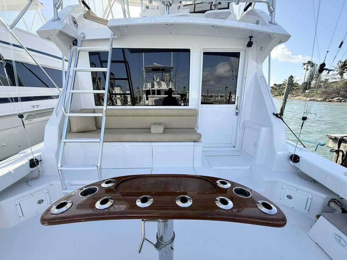 1992 Viking 50 Convertible "REEL LEGACY" photo 2