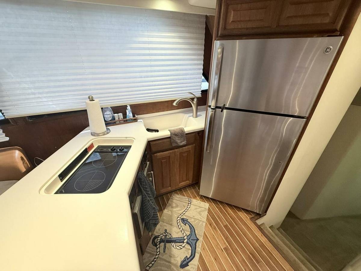 1992 Viking 50 Convertible "REEL LEGACY" photo 23