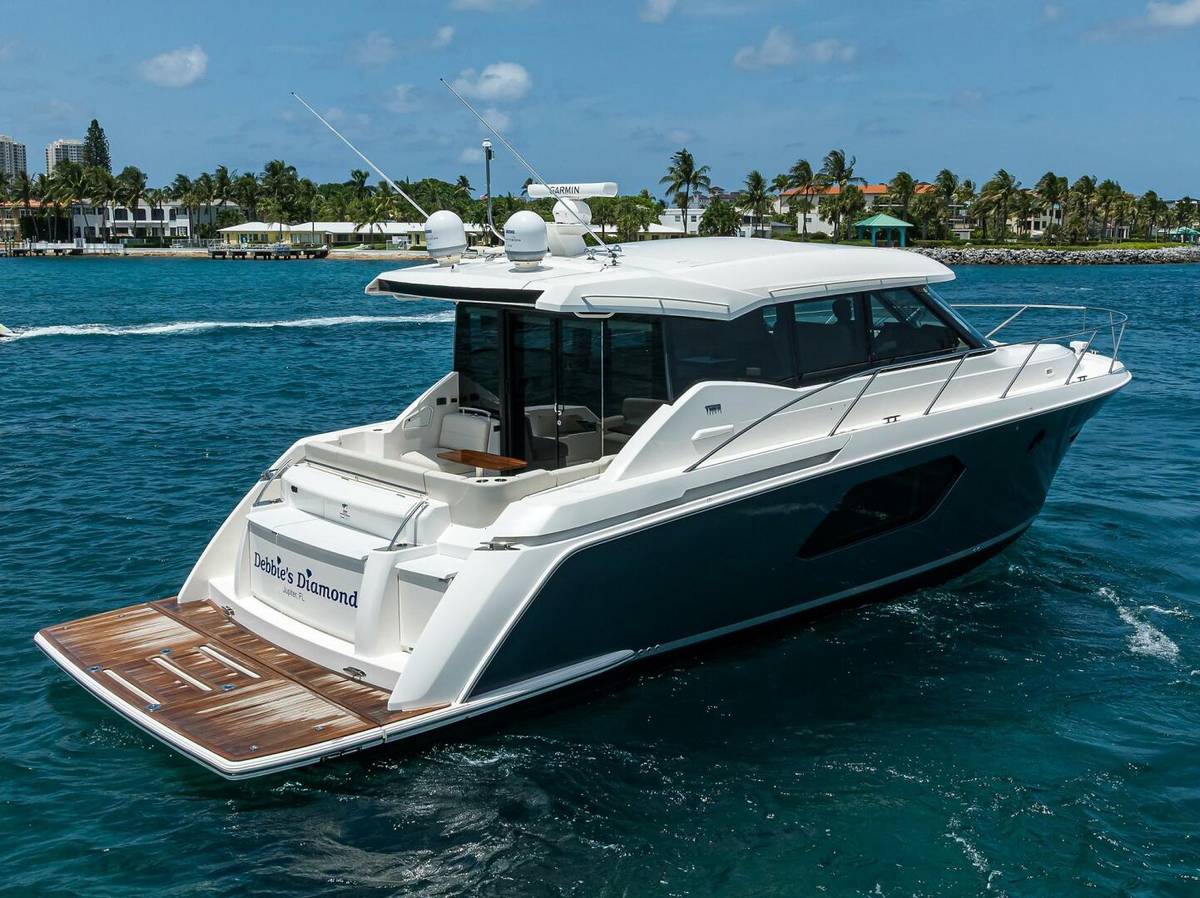 2023 Tiara Yachts C49 "Debbie's Diamond" photo 49