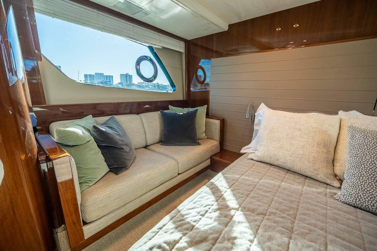 2016 Princess V48 "SEA-LICIOUS" photo 5
