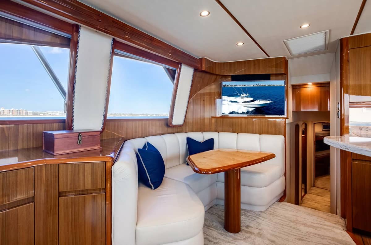 2018 Viking 48 Convertible "Dorothy Marie" photo 5