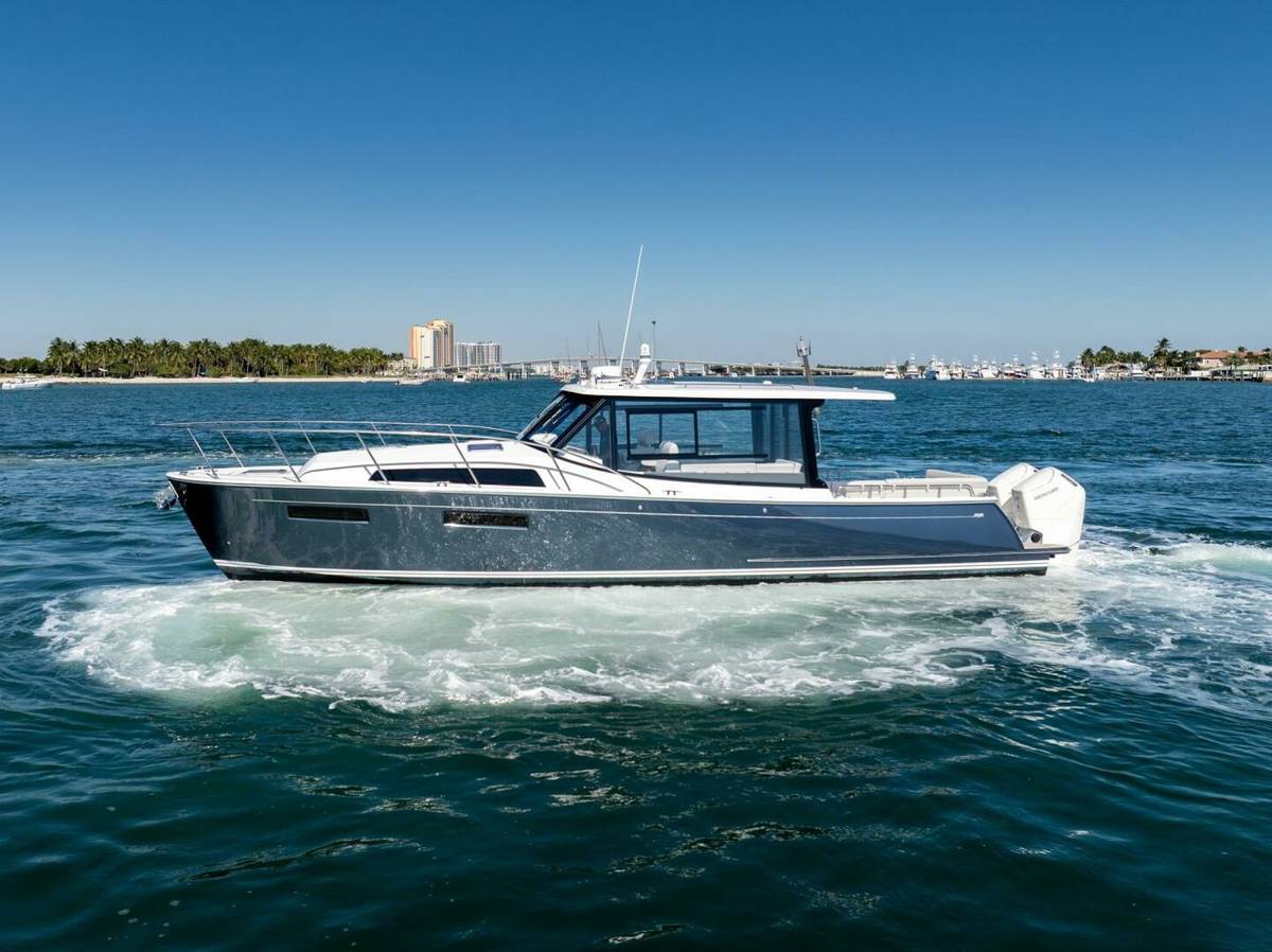 2025 MJM 42 "In-Stock MJM 42-005" photo 7