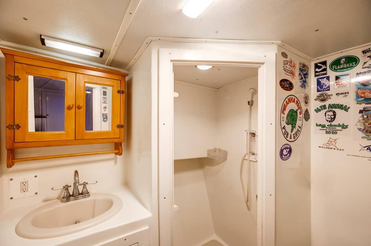 2014 Chesapeake 46 Trawler "Lone Piranha" photo 9