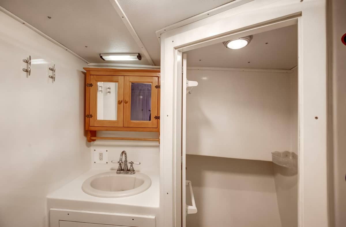2014 Chesapeake 46 Trawler "Lone Piranha" photo 8
