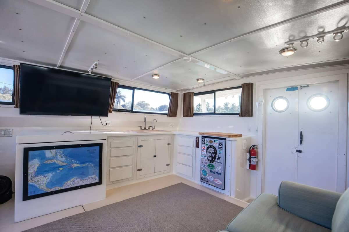 2014 Chesapeake 46 Trawler "Lone Piranha" photo 17
