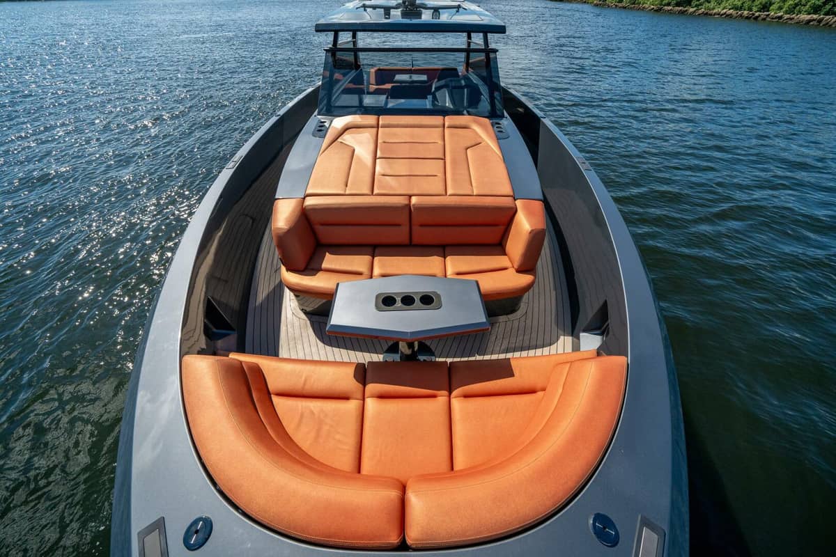 2022 Vanquish Yachts VQ45 "PHARMASEA" photo 4