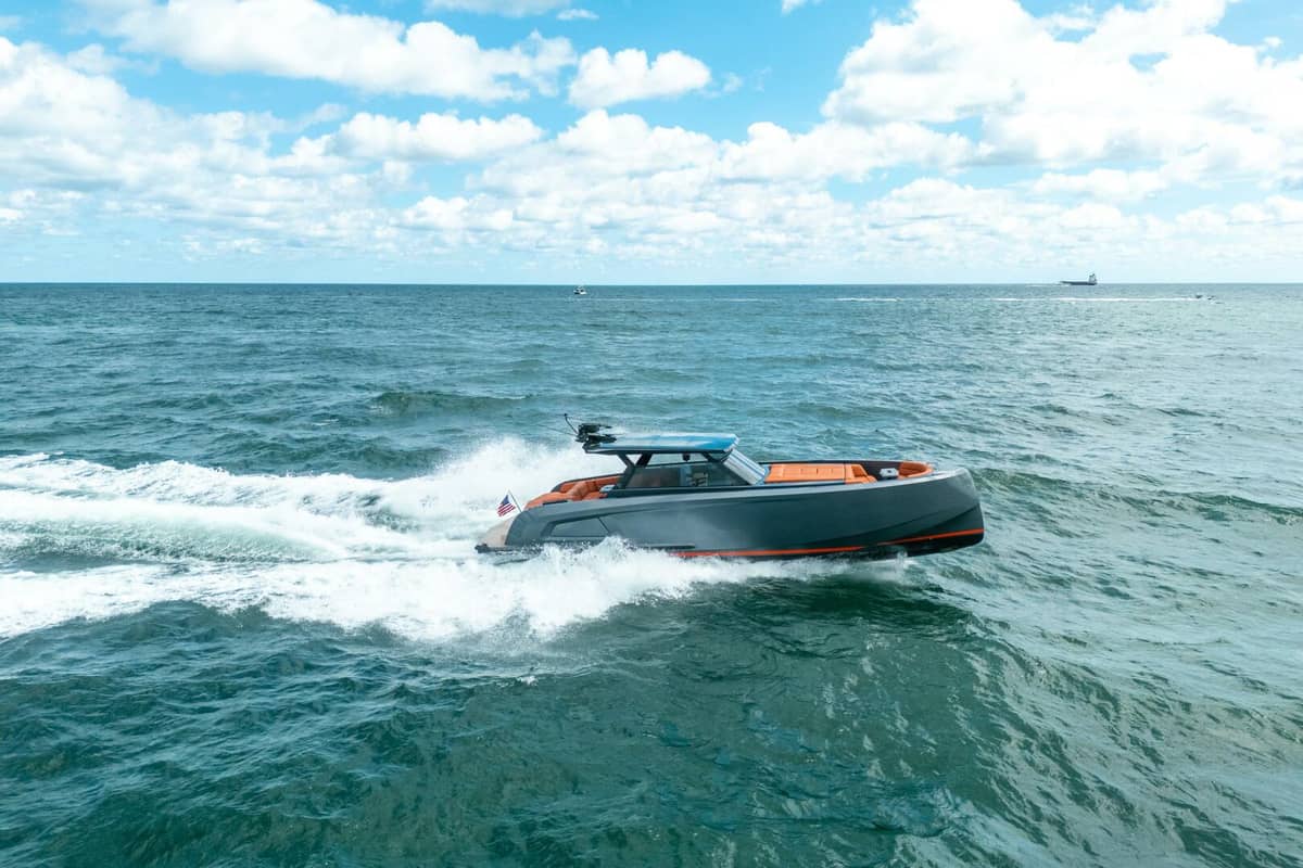 2022 Vanquish Yachts VQ45 "PHARMASEA" photo 37