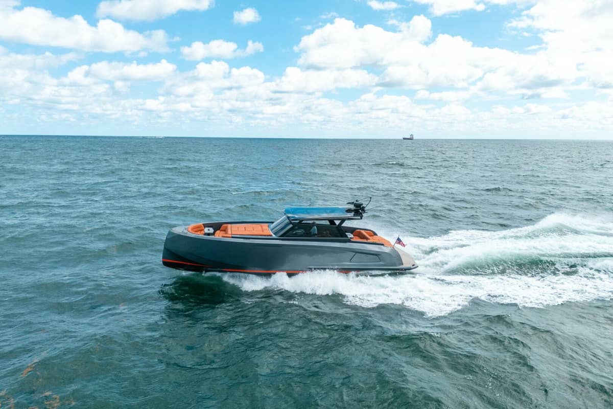 2022 Vanquish Yachts VQ45 "PHARMASEA" photo 33