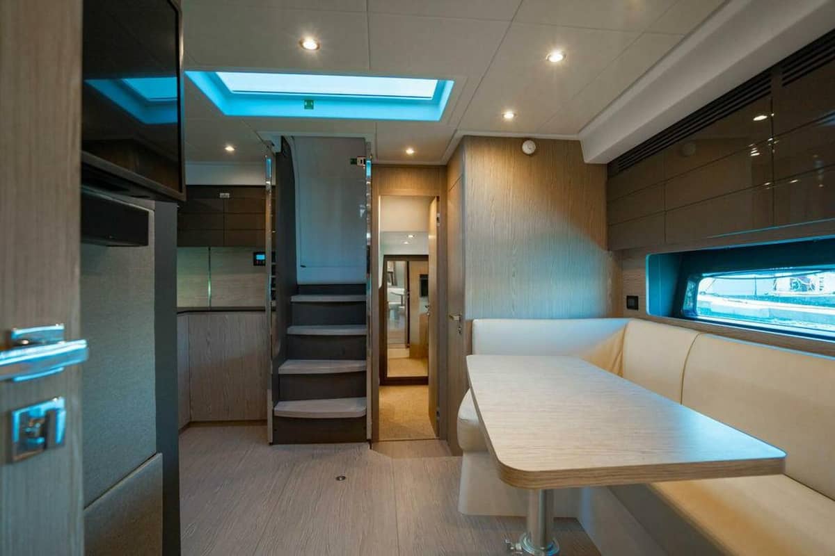 2022 Azimut 45 Atlantis "Relax Josephine" photo 2