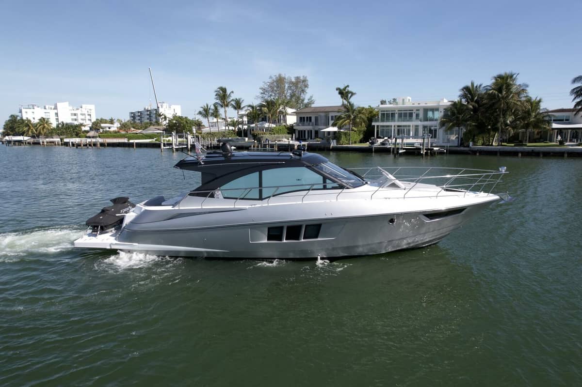 2018 Cruisers 45 Cantius photo 2