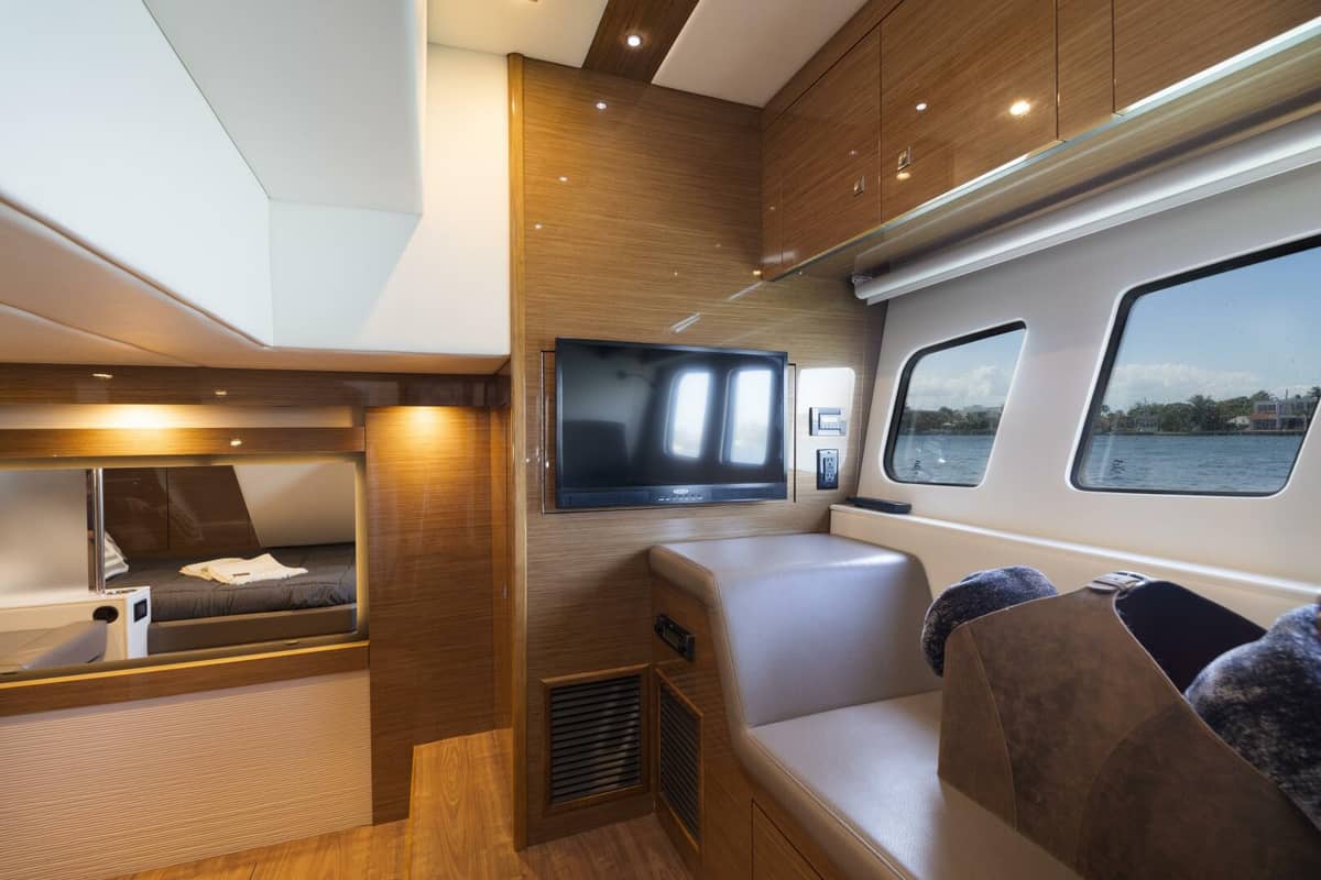 2018 Cruisers 45 Cantius photo 21