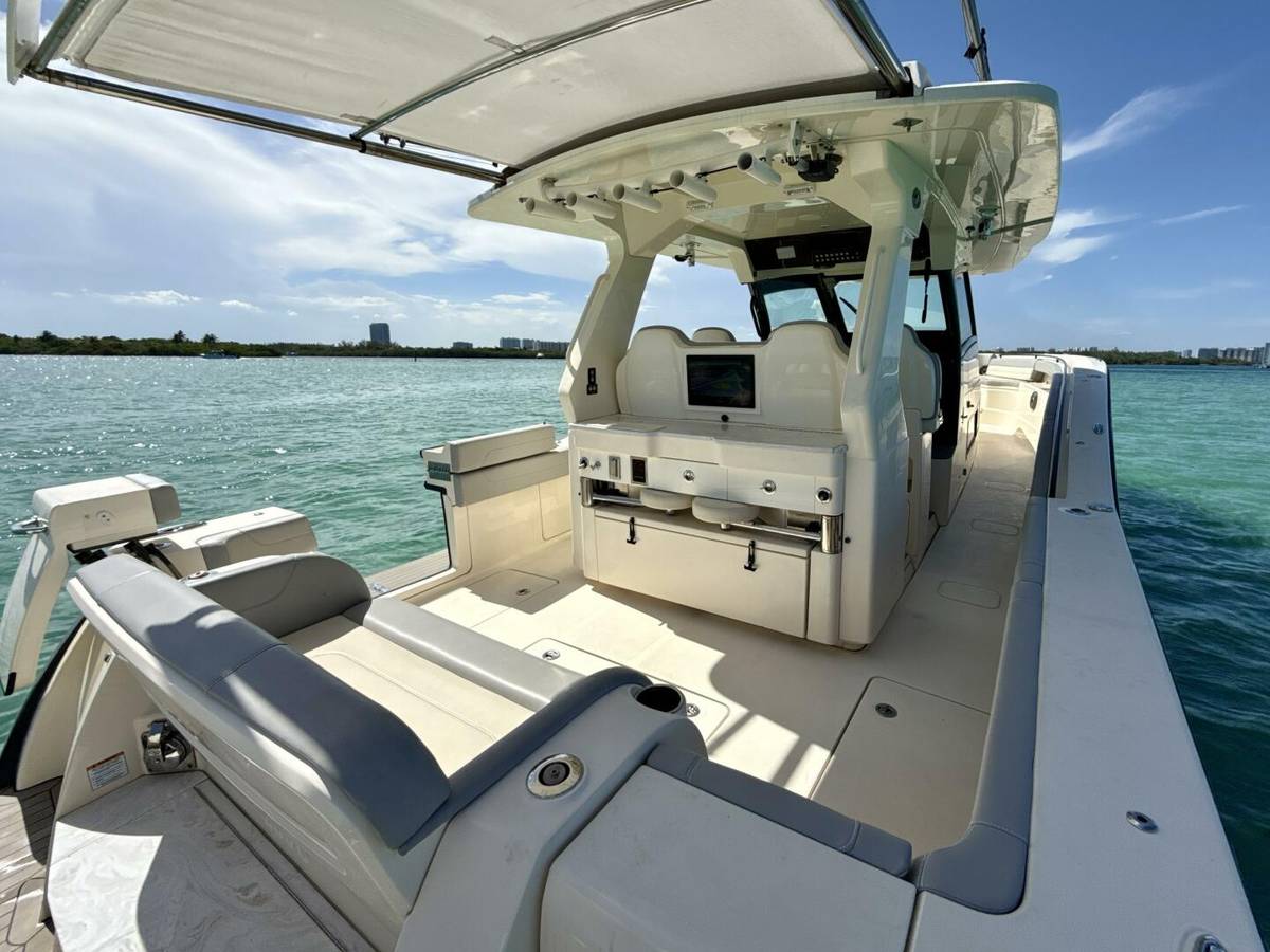 2021 Scout 425 LXF photo 28
