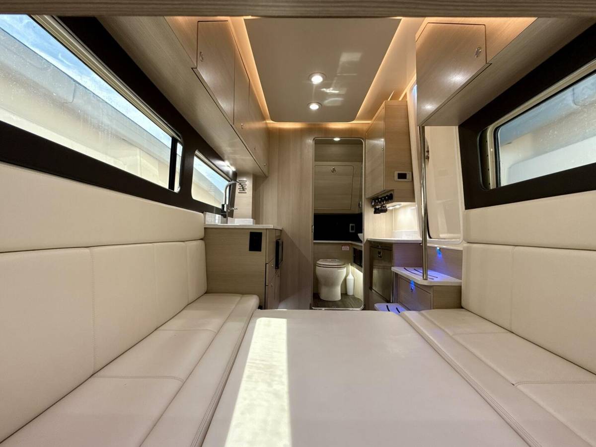 2021 Scout 425 LXF photo 6