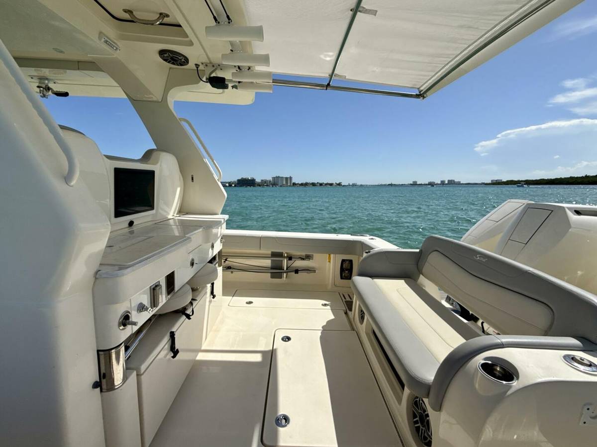 2021 Scout 425 LXF photo 15