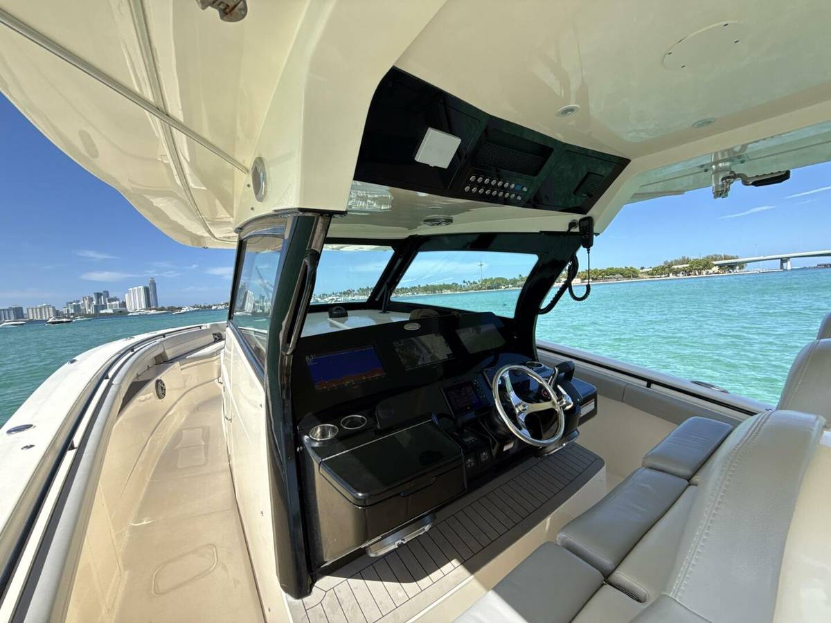 2021 Scout 425 LXF photo 22