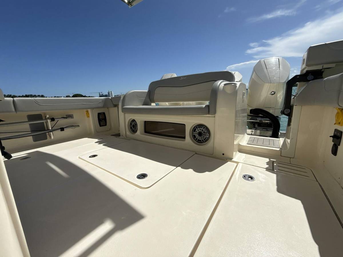 2021 Scout 425 LXF photo 19