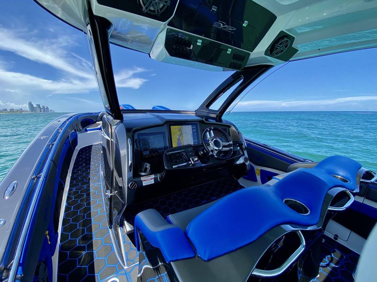 2016 MTI V42 "TOBITO I" photo 9
