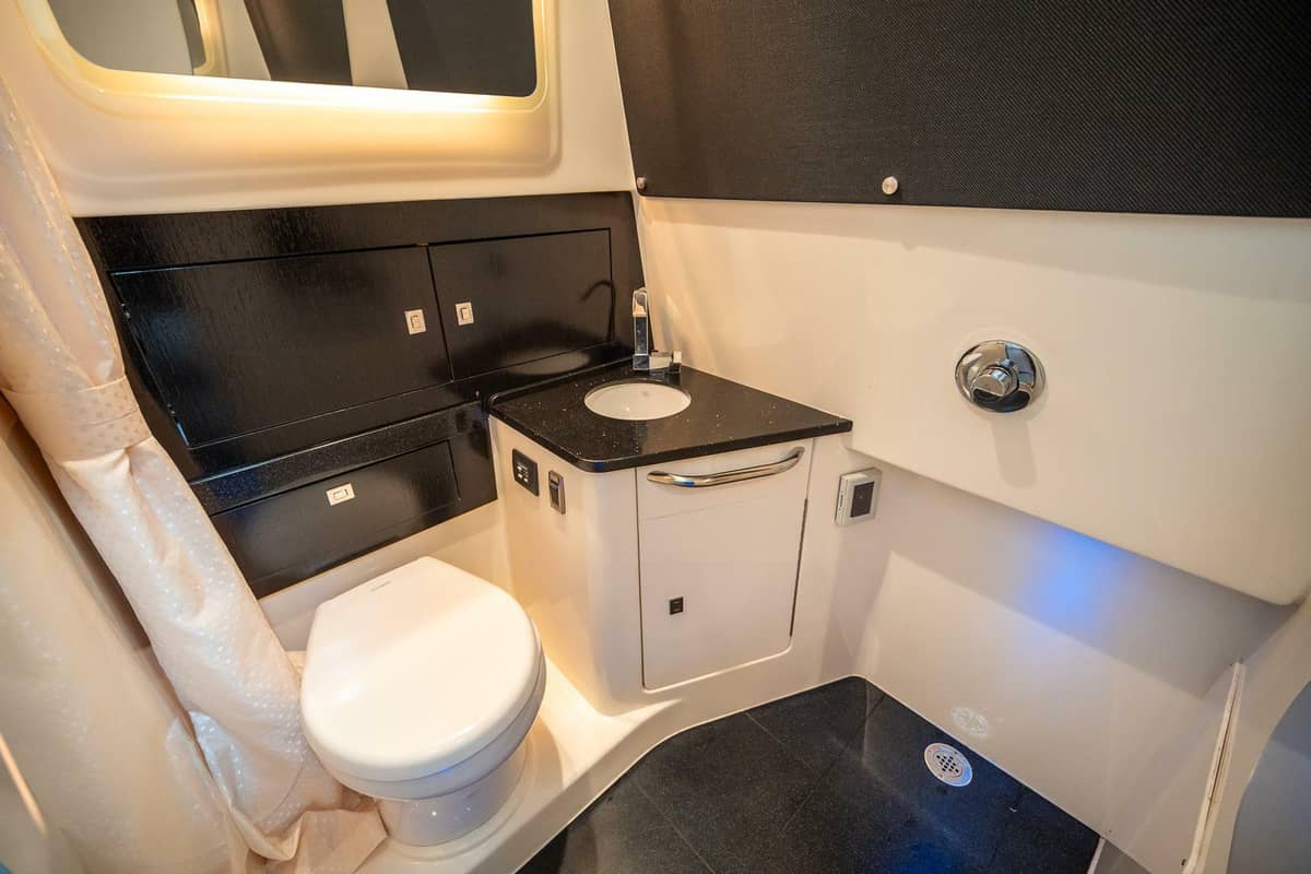 2023 Boston Whaler 420 Outrage "PIPE DREAM" photo 28