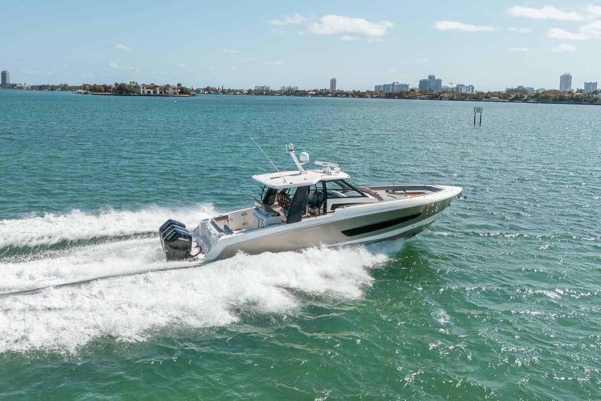 2023 Boston Whaler 420 Outrage "PIPE DREAM" photo 38